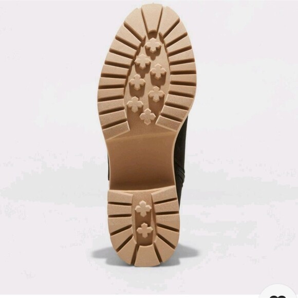 Black Faux Suede Ankle Chelsea Lug Sole Boots Universal Thread Crispin 11 NWT - Picture 4 of 10